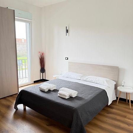 Infinity House - Eleganza Moderna Tra Treviso E Venezia Hotel Casier Bagian luar foto