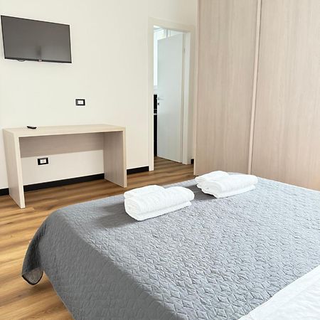 Infinity House - Eleganza Moderna Tra Treviso E Venezia Hotel Casier Bagian luar foto