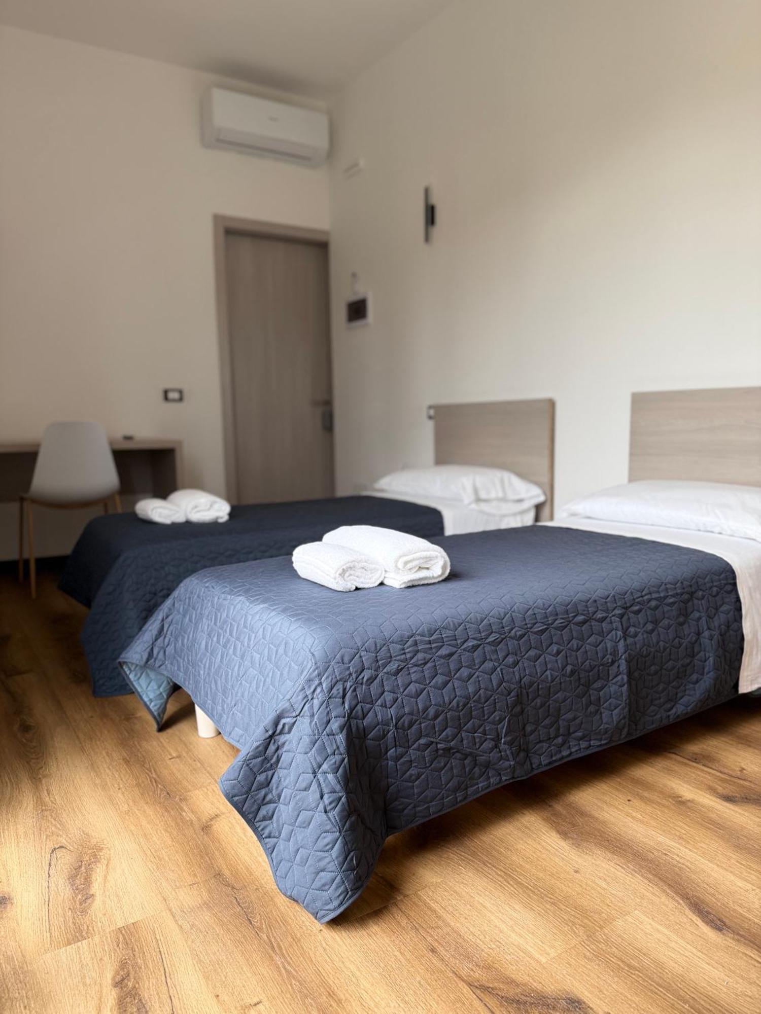 Infinity House - Eleganza Moderna Tra Treviso E Venezia Hotel Casier Bagian luar foto