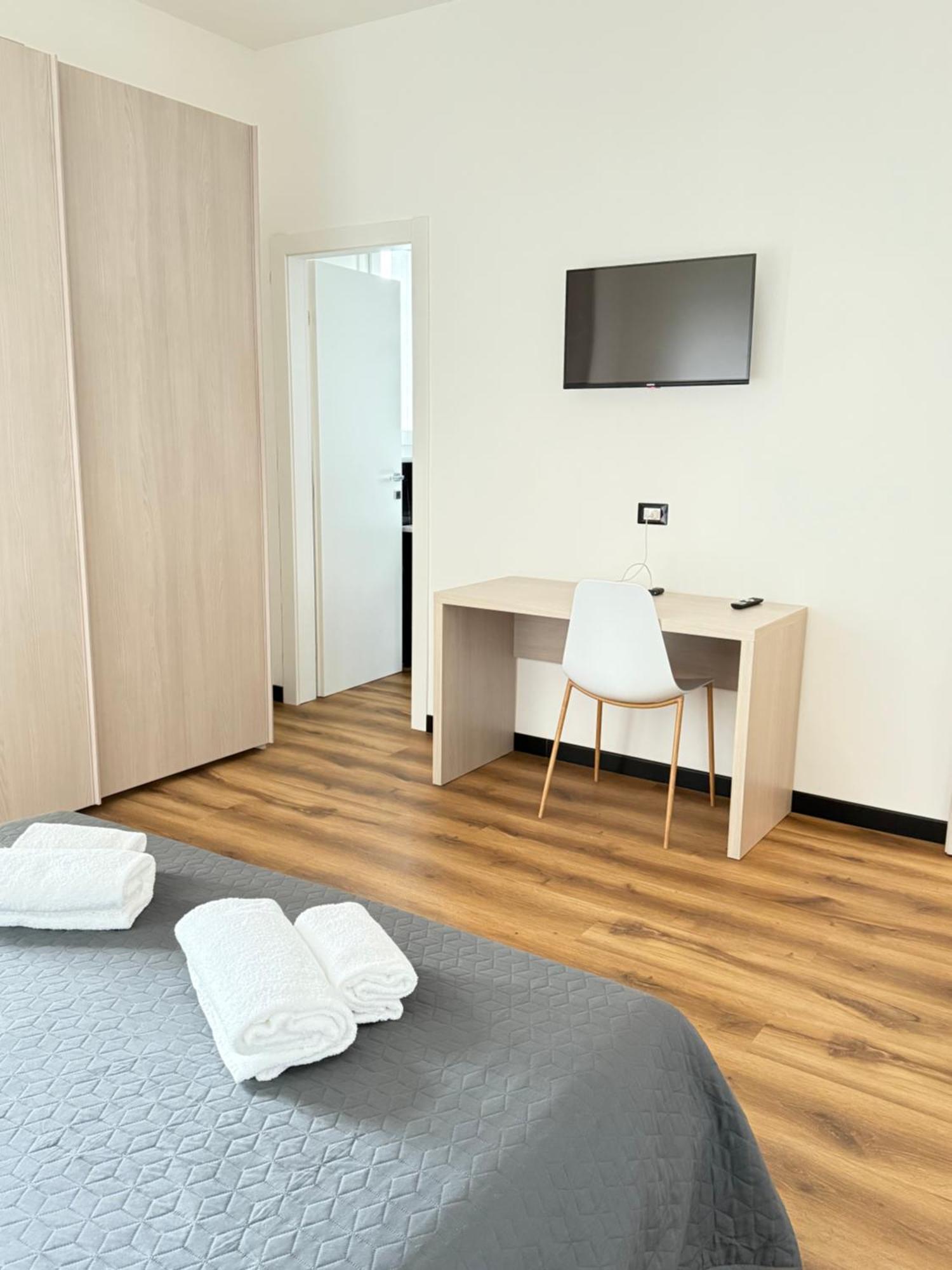 Infinity House - Eleganza Moderna Tra Treviso E Venezia Hotel Casier Ruang foto