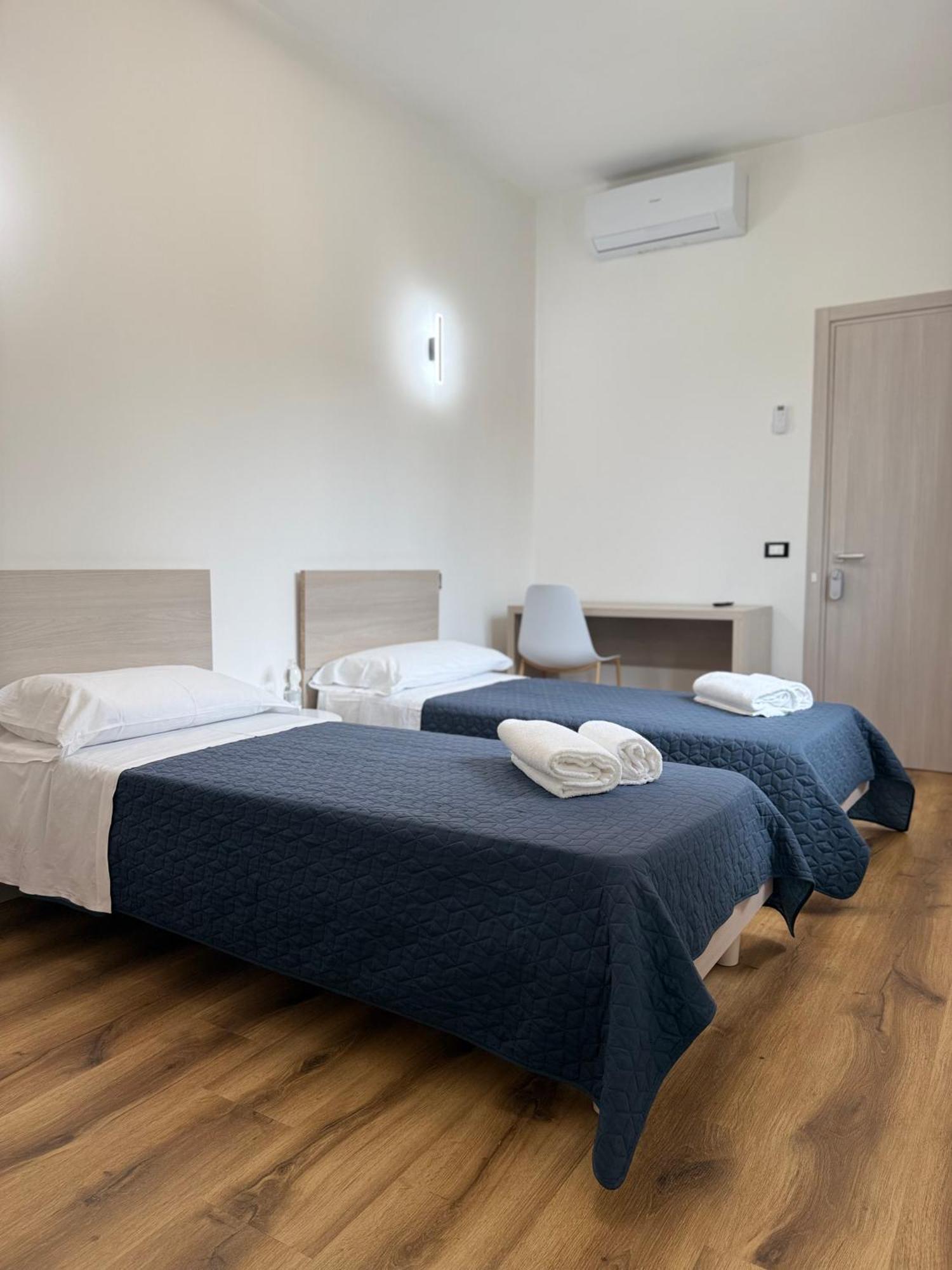 Infinity House - Eleganza Moderna Tra Treviso E Venezia Hotel Casier Bagian luar foto